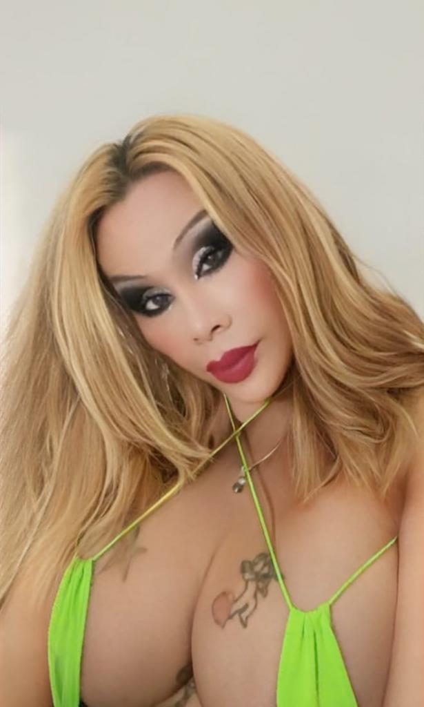 678622429: Travesti en Barcelona