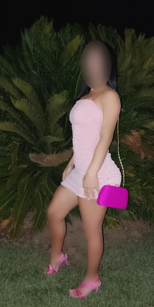Chica busca chico en Tenerife: 