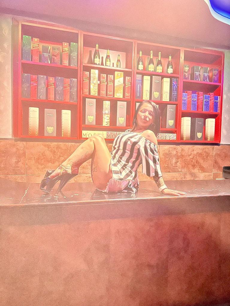 Chica busca chico en Madrid: 