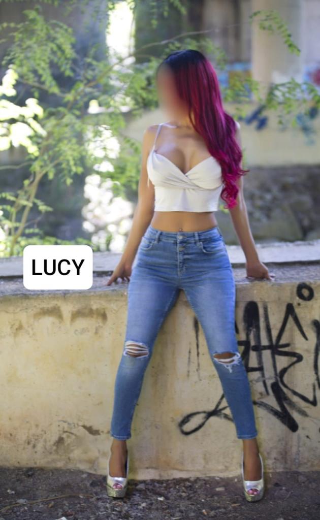 Chica busca chico en Cádiz: 