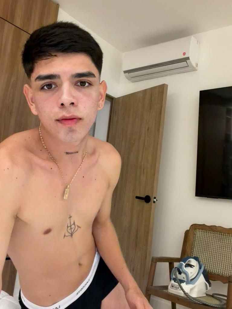 603872404: Chico busca chica en Málaga