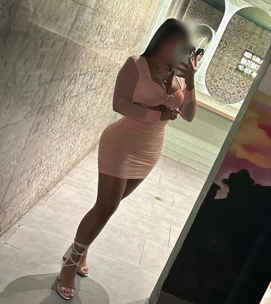 Chica busca chico en Sevilla: 