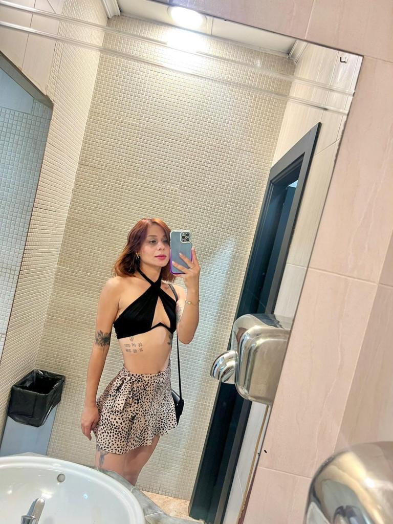 Chica busca chico en Sevilla: 