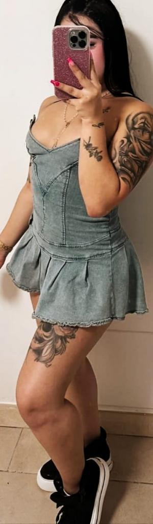 Chica busca chico en Granada: Chica busca chico