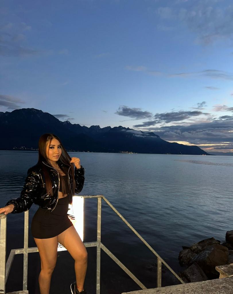 Chica busca chico en Sevilla: 