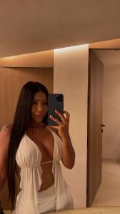 678737033: Chica busca chico en Gerona