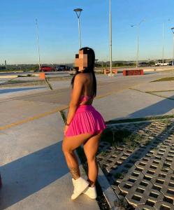 651507807: Chica busca chico en Sevilla