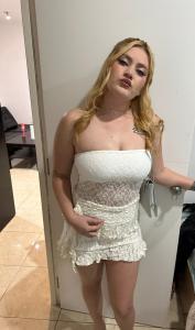 613468375: Chica busca chico en Barcelona