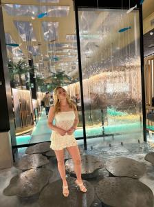 613468375: Chica busca chico en Barcelona