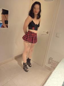656411685: Chica busca chico en Madrid