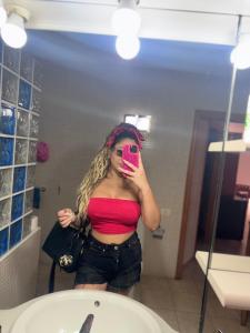 672546082: Chica busca chico en Málaga