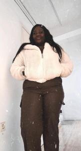 631434875: Chica busca chico en Huelva