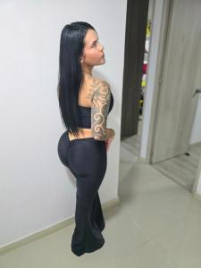 604211375: Chica busca chico en Barcelona