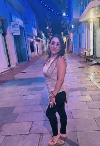 670986016: Chica busca chico en Lérida