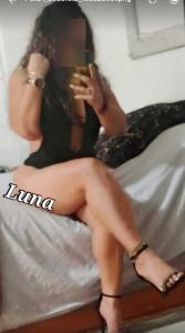 605656619: Chica busca chico en Sevilla