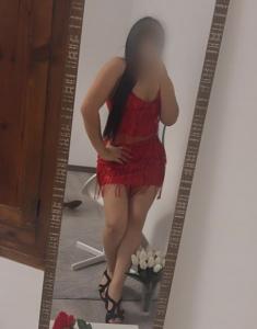 607220855: Chica busca chico en Mallorca