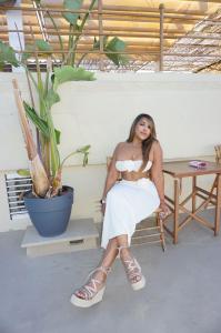 631329886: Chica busca chico en Valencia