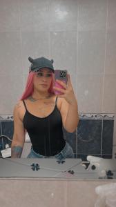 613832956: Chica busca chico en Almería