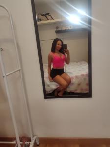 658168880: Chica busca chico en Asturias