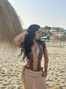 604449546: Chica busca chico en Málaga