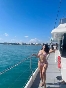 614656780: Chica busca chico en Málaga