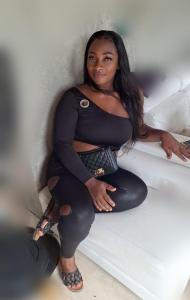 613595099: Chica busca chico en Badajoz