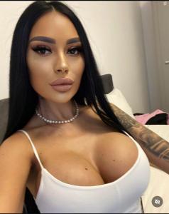 642136266: Chica busca chico en Segovia