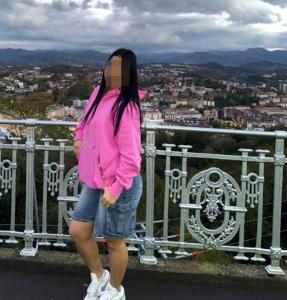 632281289: Chica busca chico en Guipúzcoa