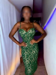 640942699: Chica busca chico en Barcelona