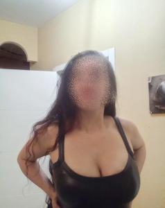 614714283: Chica busca chico en Sevilla