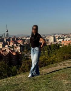 742072325: Chica busca chico en Madrid