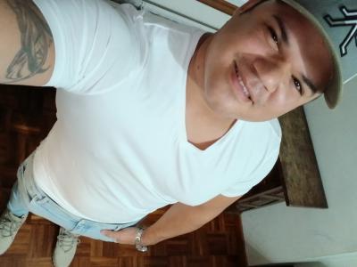 686264079: Chico busca chica en Madrid