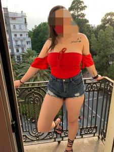 647268937: Chica busca chico en Cádiz