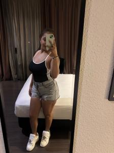 614632129: Chica busca chico en Valencia