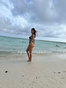 663077552: Chica busca chico en Málaga