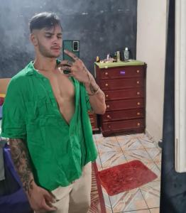 602094971: Chico busca chica en La Coruña