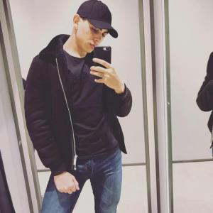 692603921: Chico busca chica en Madrid