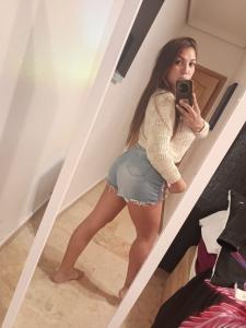 614696738: Chica busca chico en Ciudad Real