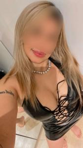 661087081: Chica busca chico en Madrid