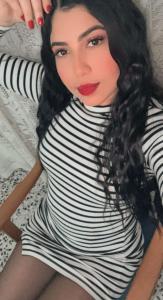 664039705: Chica busca chico en Barcelona