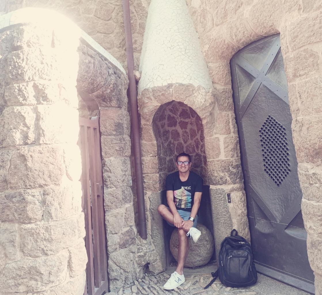 613684194: Chica busca chico en Barcelona