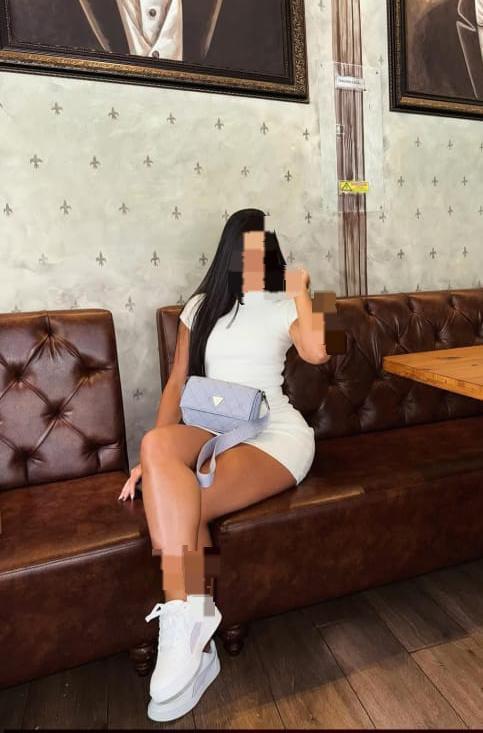 Chica busca chico en Teruel: 