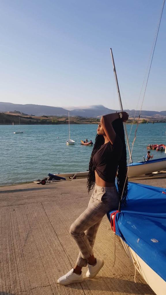 Chica busca chico en Barcelona: 