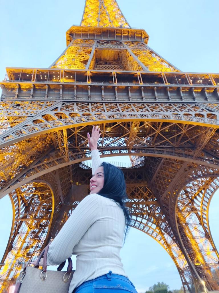 Chica busca chico en Sevilla: 