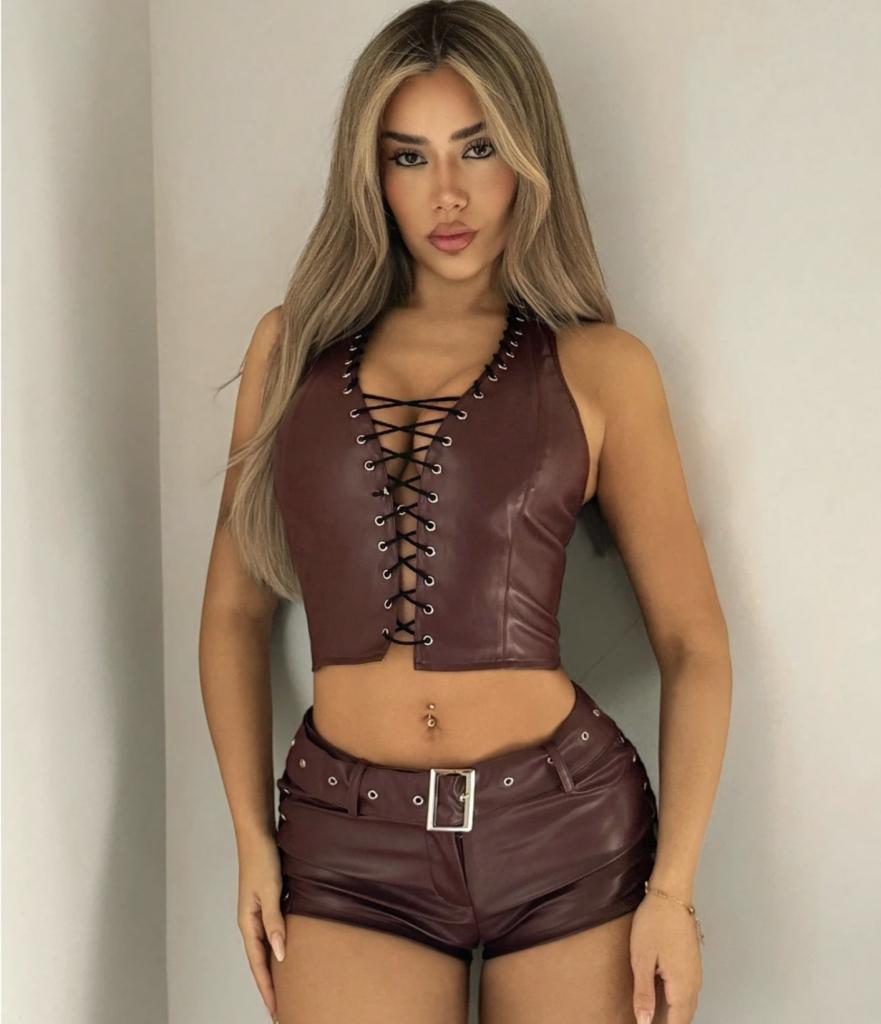 654659343: Chica busca chico en Madrid