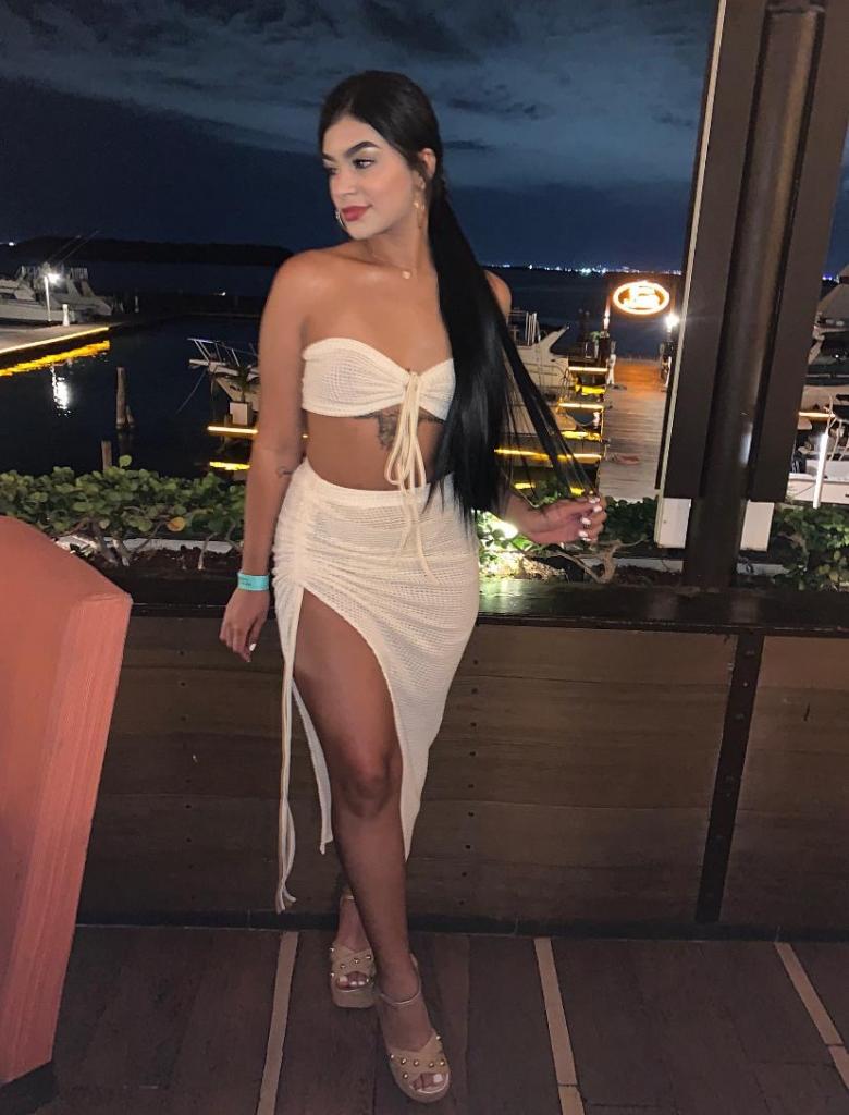 Chica busca chico en Almería: 