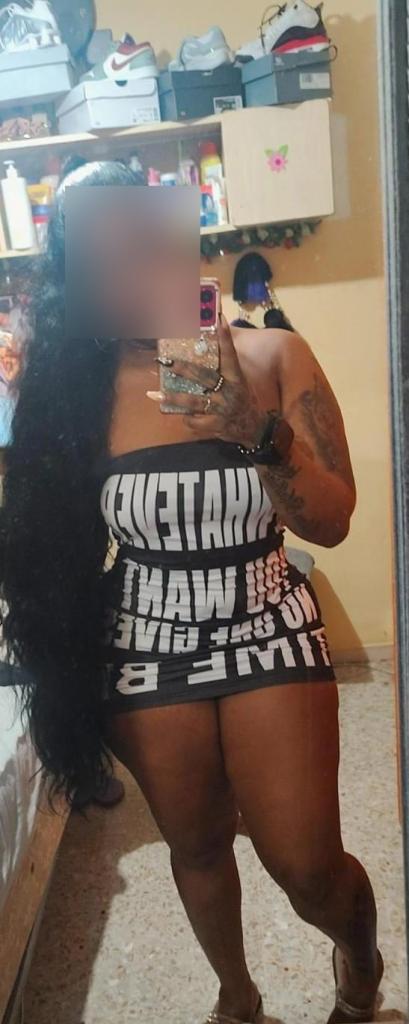 Chica busca chico en Almería: 