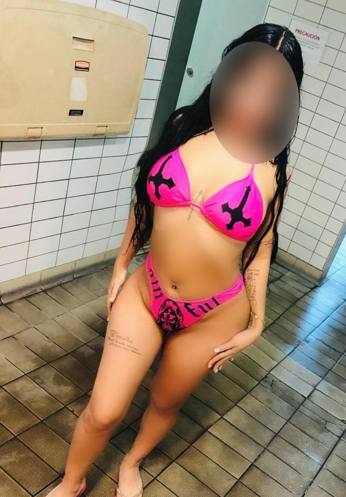 Chica busca chico en Tenerife: 