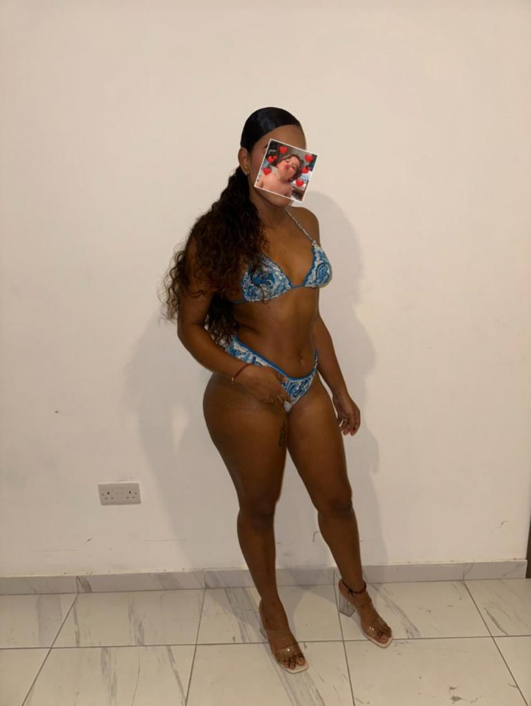 Chica busca chico en Lérida: 