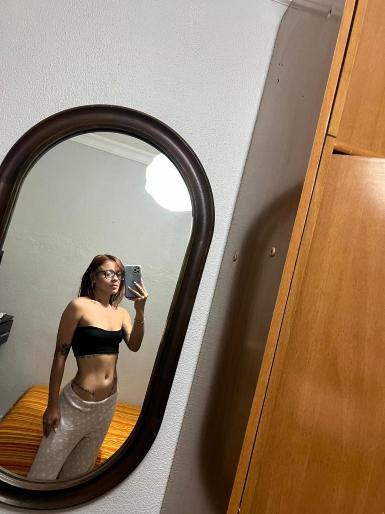 Chica busca chico en Sevilla: 